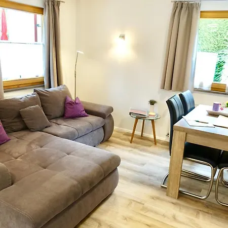 شقة Ferienwohnung Mit Terrasse & Perfekter Anbindung - #113232