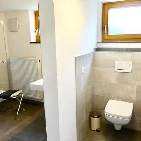 Ferienwohnung Mit Terrasse & Perfekter Anbindung - #113232 شقة لينداو